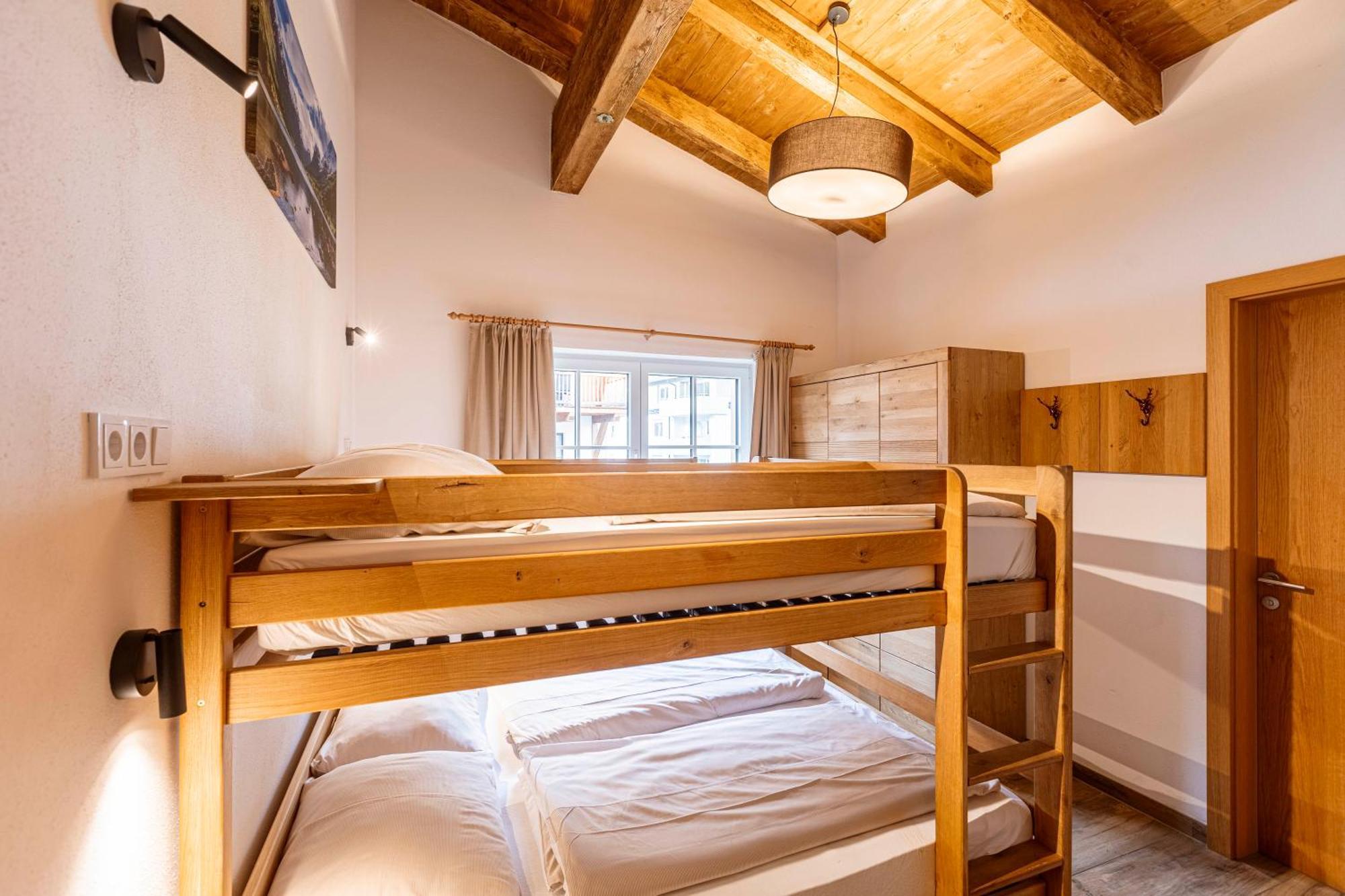 Tauernsuites Mitterwirt by ALPS RESORTS Piesendorf Zimmer foto
