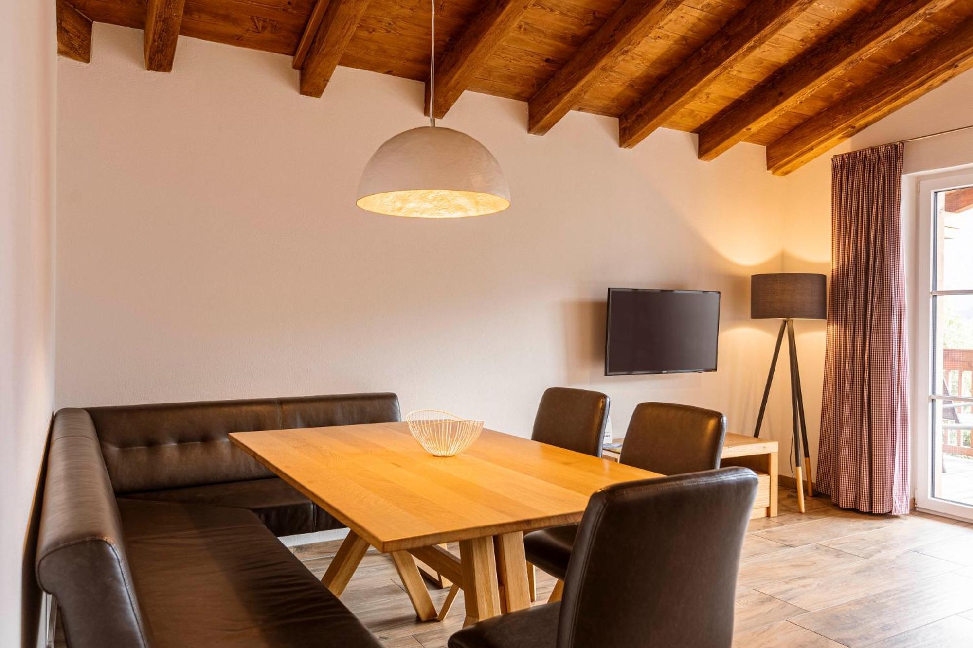 Tauernsuites Mitterwirt by ALPS RESORTS Piesendorf Zimmer foto